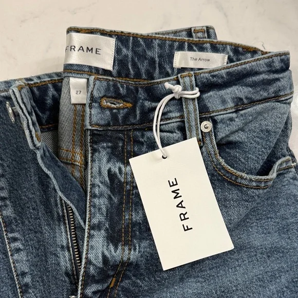 Frame The Arrow - Picture 6 of 6